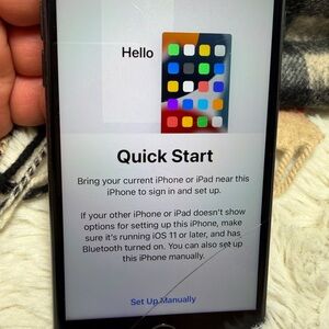 Apple iPhone 7 for repairs or parts. Read